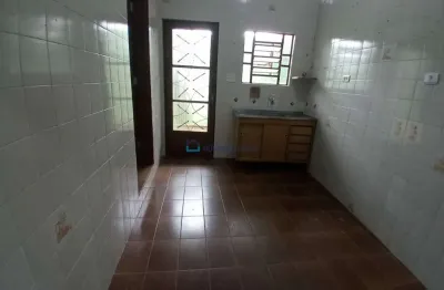 Casa térrea de 1 dormitório próxima à estação Jabaquara do metrô