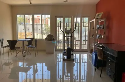 Casa comercial /  residencial com 05 dorms, sendo 03 suítes e 06 vagas de garagem - bosque da saúde