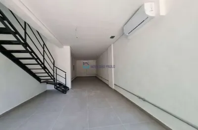 Imóvel comercial com mezanino em moema para locação, com 105m²