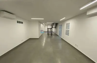 Casa comercial com 5 salas para alugar na Rua Baluarte, --, Vila Olímpia, São Paulo