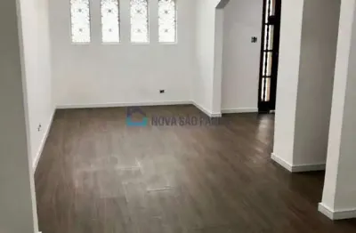 Imóvel comercial 150m² com 05 salas e 02 banheiros.