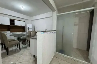 Boa localização, prox. a comércios e av. do cursino