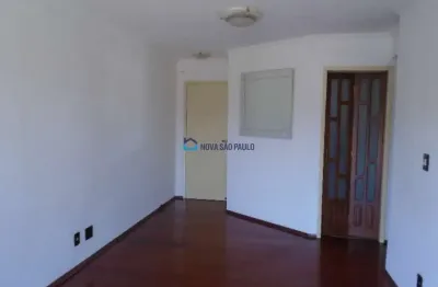 Apartamento bem localizado no jardim da saúde, proximo ao shopping plaza sul e carrefour