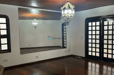 Casa com 3 quartos para alugar na Rua São Borja, --, Cidade Vargas, São Paulo
