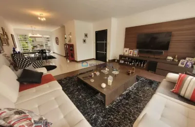 Sobrado no planalto paulista ! melhor rua do bairro ! próximo metrô praça da árvore