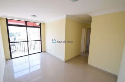 500 metros do metrô saúde, com 02 dorm, sacada, 50 m² e 01 vaga
