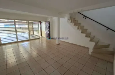 Casa com 3 quartos para alugar na Rua Gabriel de Lara, --, Vila Cordeiro, São Paulo