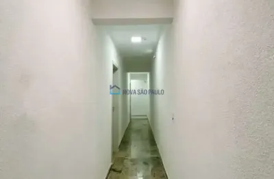 Kitnet com 1 dormitório e 1 banheiro, na vila monumento