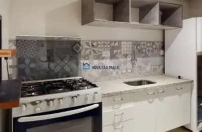 Apartamento com 3 quartos para alugar na Rua Girassol, --, Vila Madalena, São Paulo
