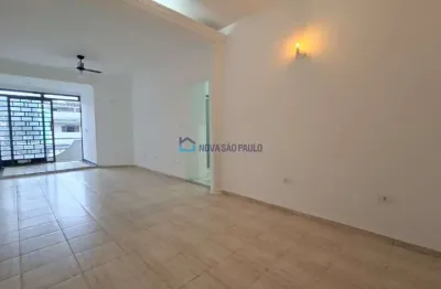 Casa na vila do encontro para locação 03 dormitórios e 04 vagas de garagem