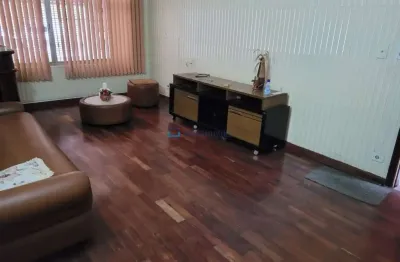 Sobrado para locação com 3 quartos, 1 suíte e 02 vagas de garagem - bairro saúde