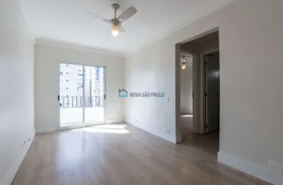 Apartamento reformado, com vista, 1 quadra da av. paulista (metrô trianon)