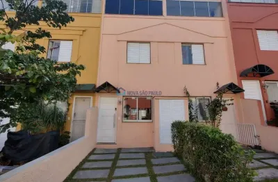 Sobrado na vila caraguatá com 3 quartos, sendo uma suíte