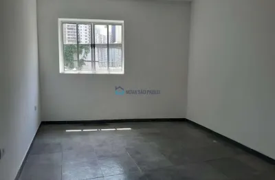Apartamento com 2 quartos para alugar na Rua Ibituruna, --, Saúde, São Paulo