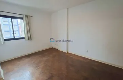 Apartamento com 2 quartos para alugar na Rua Azevedo Macedo, --, Vila Mariana, São Paulo