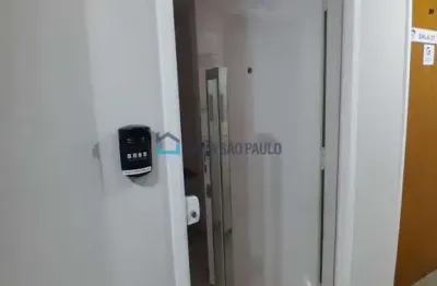 Sala comercial com 1 sala para alugar na Avenida Doutor Luís Rocha Miranda, --, Jabaquara, São Paulo