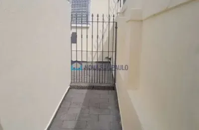 Casa com 1 quarto para alugar na Rua Prudente de Moraes Neto, --, Saúde, São Paulo