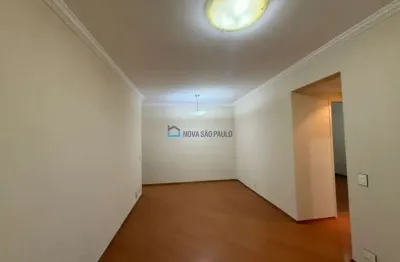 Apartamento com 2 quartos e 2 banheiros , ao lado do metro saúde