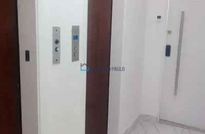 Situado na avenida brigadeiro luís antônio, prox. estação japão - liberdade