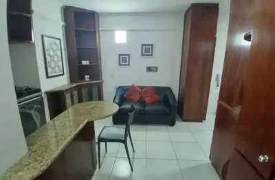 Studio mobiliado! próximo ao metrô hospital são paulo e santa cruz!