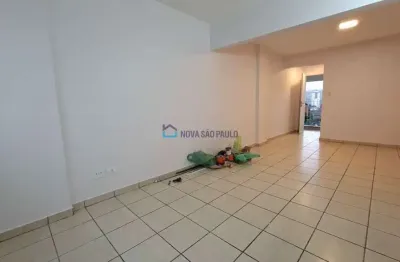 Ótima localização, prox. ao metro são judas e av. indianópolis