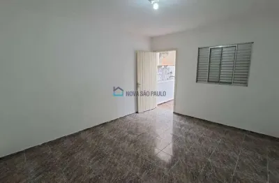 Casa com 3 quartos para alugar na Rua Joaquim Capela Sobrinho, --, Saúde, São Paulo