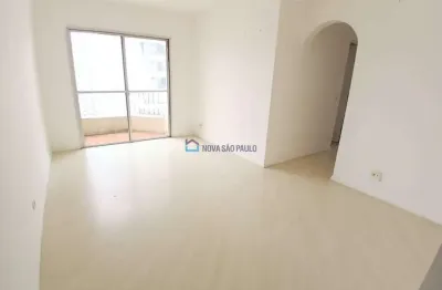Apartamento para locação na vila gumercindo com 3 quartos e 01 vaga de garagem