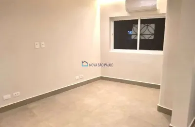Casa com 3 quartos para alugar na Rua Ibaté, --, Mirandópolis, São Paulo