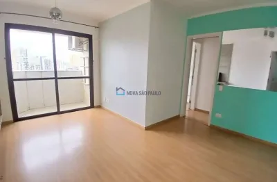 Apartamento com 3 quartos para alugar na Avenida Miguel Estefno, --, Saúde, São Paulo