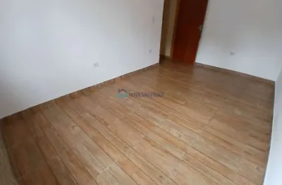 Ótima localização, casa de vila , próximo ao shopping plaza sul