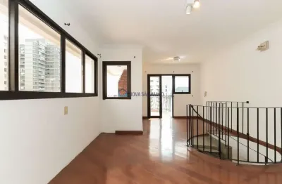 Cobertura a venda em moema ìndios, fora da rota de aviao, com 187m², 2 dormitórios sendo 1 suite.