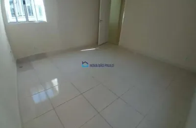 Casa comercial com 1 sala para alugar na Rua Fiação da Saúde, --, Saúde, São Paulo