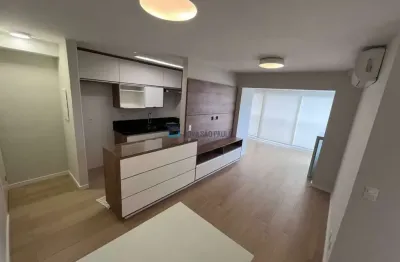 Apartamento para locação na saúde com 2 quartos e 2 vagas de garagem