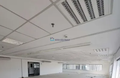 Sala comercial com 4 salas para alugar na Rua Renascença, --, Campo Belo, São Paulo
