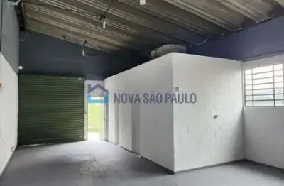 Galpão com 200 m² de área útil. possui 4 vagas para auto. fácil acesso para av. dos imigrantes.