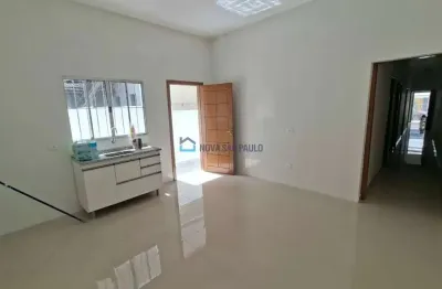 Casa com 4 quartos para alugar na Rua Apotribu, --, Saúde, São Paulo