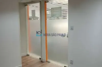 Sala comercial com 2 salas para alugar na Rua dos Buritis, --, Vila Parque Jabaquara, São Paulo