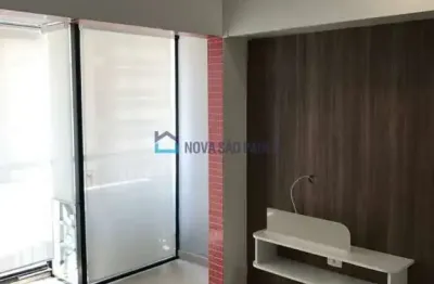 ótima localização, Fácil acesso a Metro saúde e Praça da Arvore