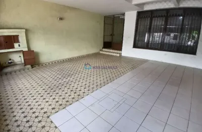 Casa com 3 quartos para alugar na Avenida Pedro Bueno, --, Jabaquara, São Paulo