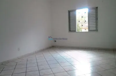 Casa com 2 quartos para alugar na Rua Conselheiro Elias de Carvalho, --, Vila Santa Catarina, São Paulo