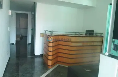 Prédio comercial de 500 m² com 6 salas e 4 vagas. excelente localização
