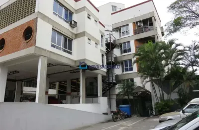 Excelente infraestrutura para logista e escritórios em geral , na vila santa catarina