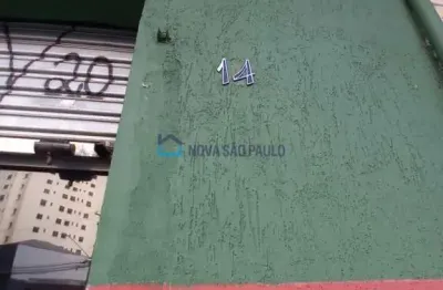 Ótima localização, próximo ao metro saúde e praça da arvore