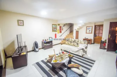 Casa com 3 quartos à venda na Rua das Hortênsias, --, Mirandópolis, São Paulo