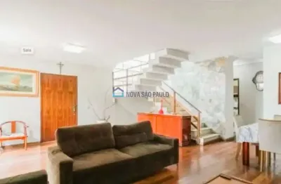 Sobrado isolado . 05 dormítórios (01 suíte). colest . edícula . 05 vagas . 360 m2