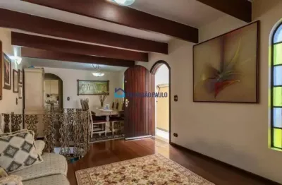 Casa a venda no jardim aeroporto com 03 dormitórios, 180 m² útil