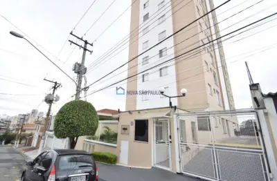 Apartamento seminovo impecável varanda envidraçada, planejado 1.300m do metrô sacomã