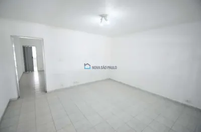 Sobrado, edícula enorme, pode ser comercial / residencial,5dts! 550m, 6 min a pé metrô jabaquara