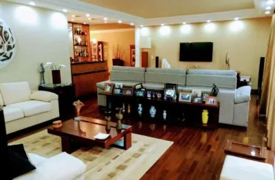 Apartamento a venda bairro jardim da saúde. 270m². 4 suítes e 4 vagas!