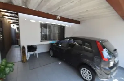 Casa térrea, 2 dormitórios, 1 suíte, 2 vagas, próximo av. pedro bueno e ao aeroporto